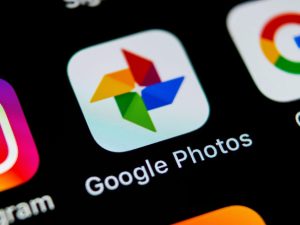 Read more about the article Google Foto: Solusi Cerdas untuk Mengelola Foto dan Meningkatkan Kenangan Anda